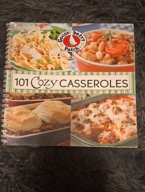 Gooseberry Patch 101 Cozy Casseroles Cookbook